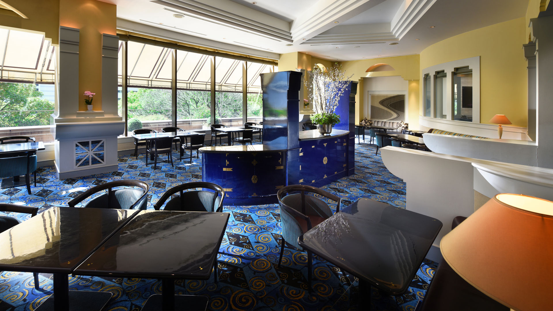 KATO'S DINING & BAR